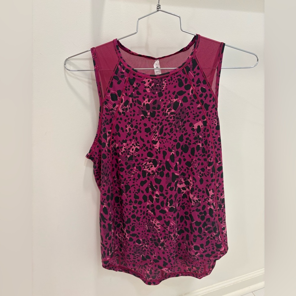 Lulu lemon Women's Pink Leopard Print Top